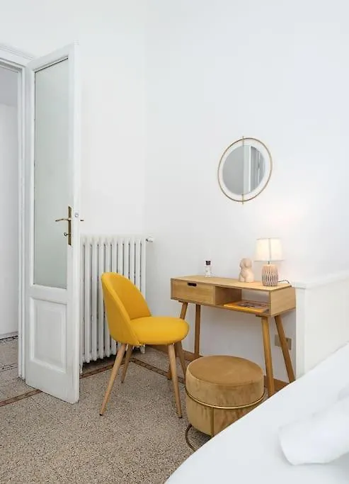 Apartment City Center-Design Attic Penthouse With Private Terrace Milan