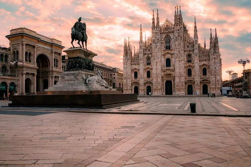 Apartment City Center-Design Attic Penthouse With Private Terrace Milan
