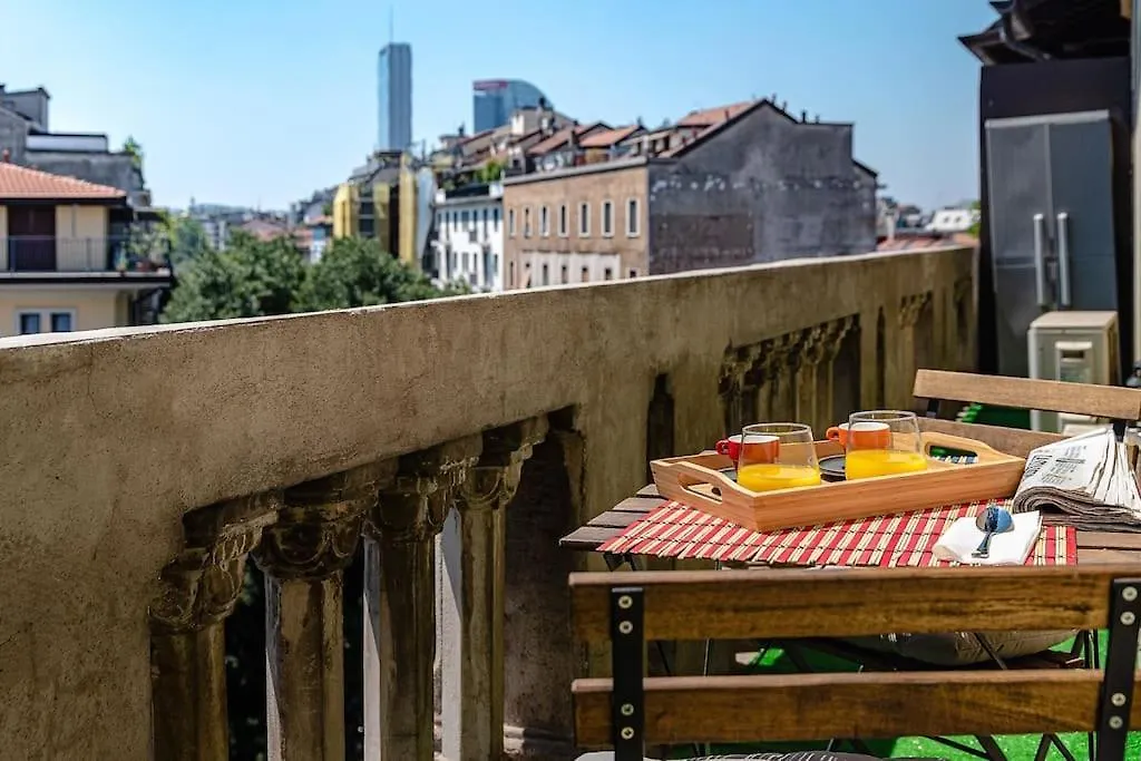 Apartment City Center-Design Attic Penthouse With Private Terrace Milan