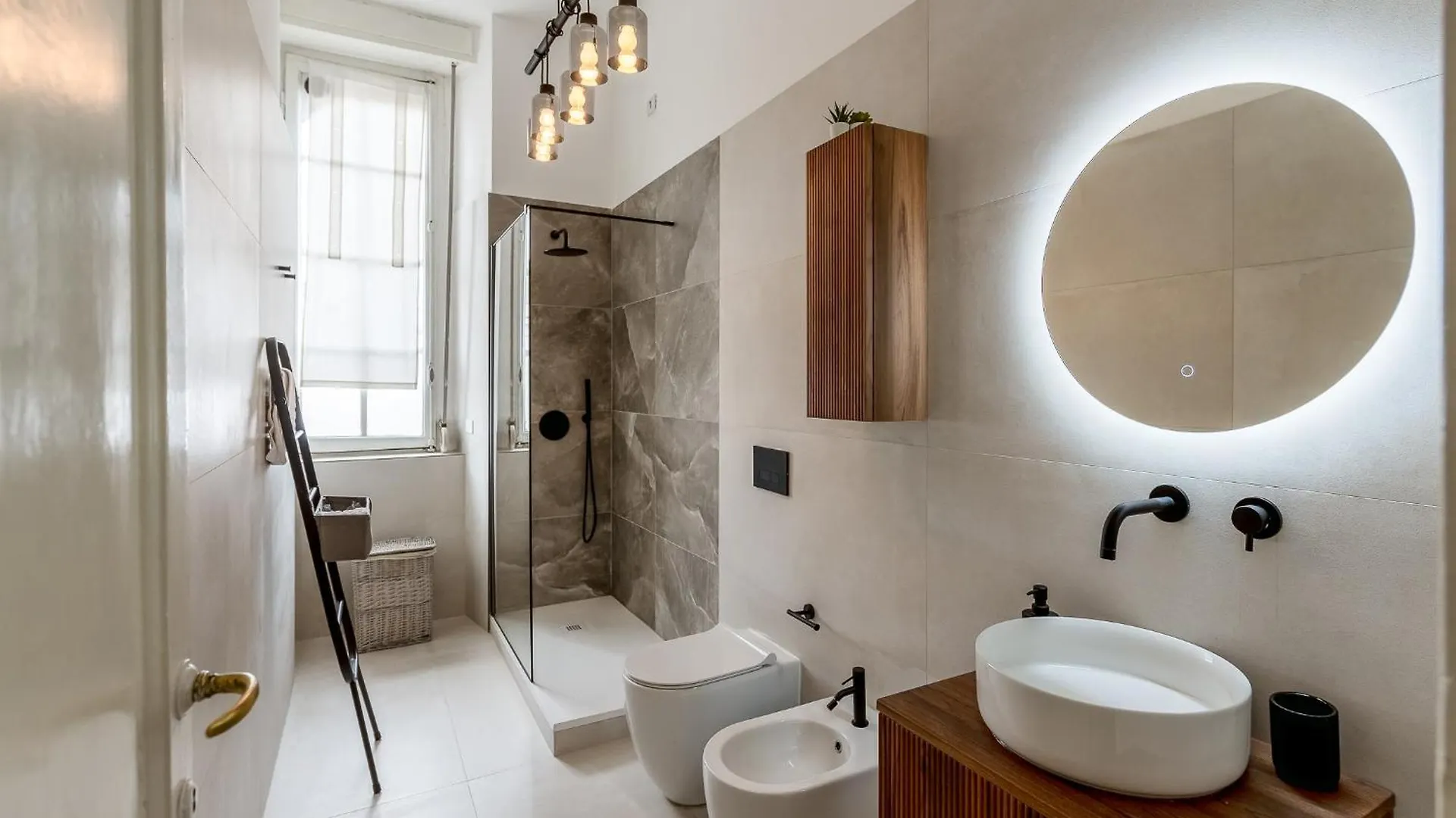 City Center-Design Attic Penthouse With Private Terrace Milan Italy