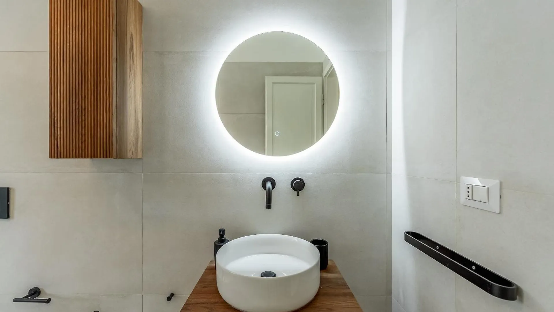 City Center-Design Attic Penthouse With Private Terrace Milan Apartment