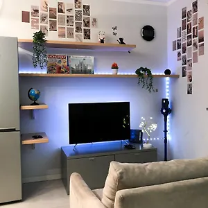 Appartamento Confortevole Bilocale A Pochi Minuti Dal Centro, Milano